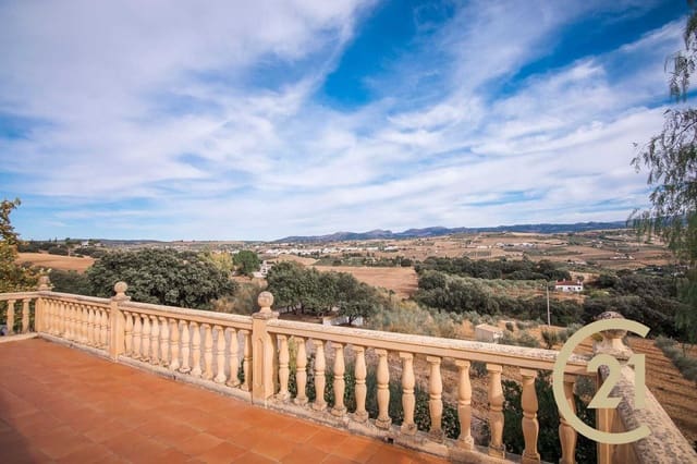 3 soveværelse Finca/Landehus til salg i Ronda med swimmingpool garage - € 550.000 (Ref: 9198338)