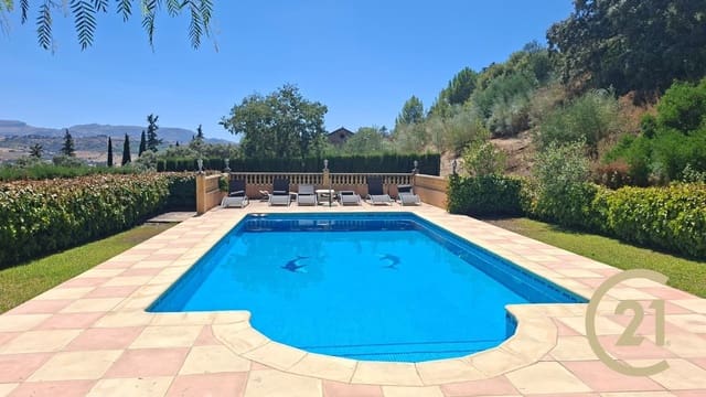 3 soveværelse Finca/Landehus til salg i Ronda med swimmingpool garage - € 550.000 (Ref: 9198338)