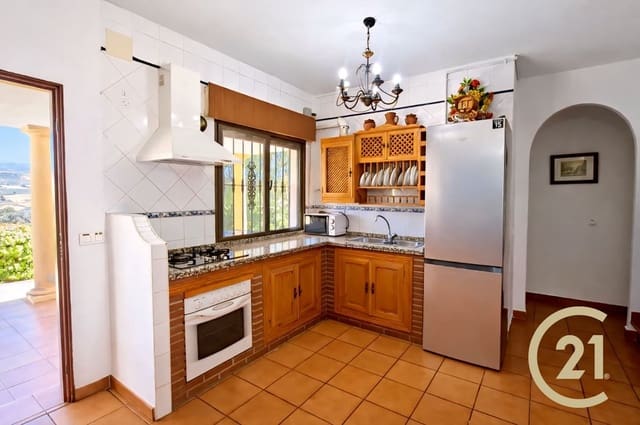 3 makuuhuone Maalaistalo myytävänä paikassa Ronda mukana uima-altaan 
autotalli - 550 000 € (Ref: 9198338)