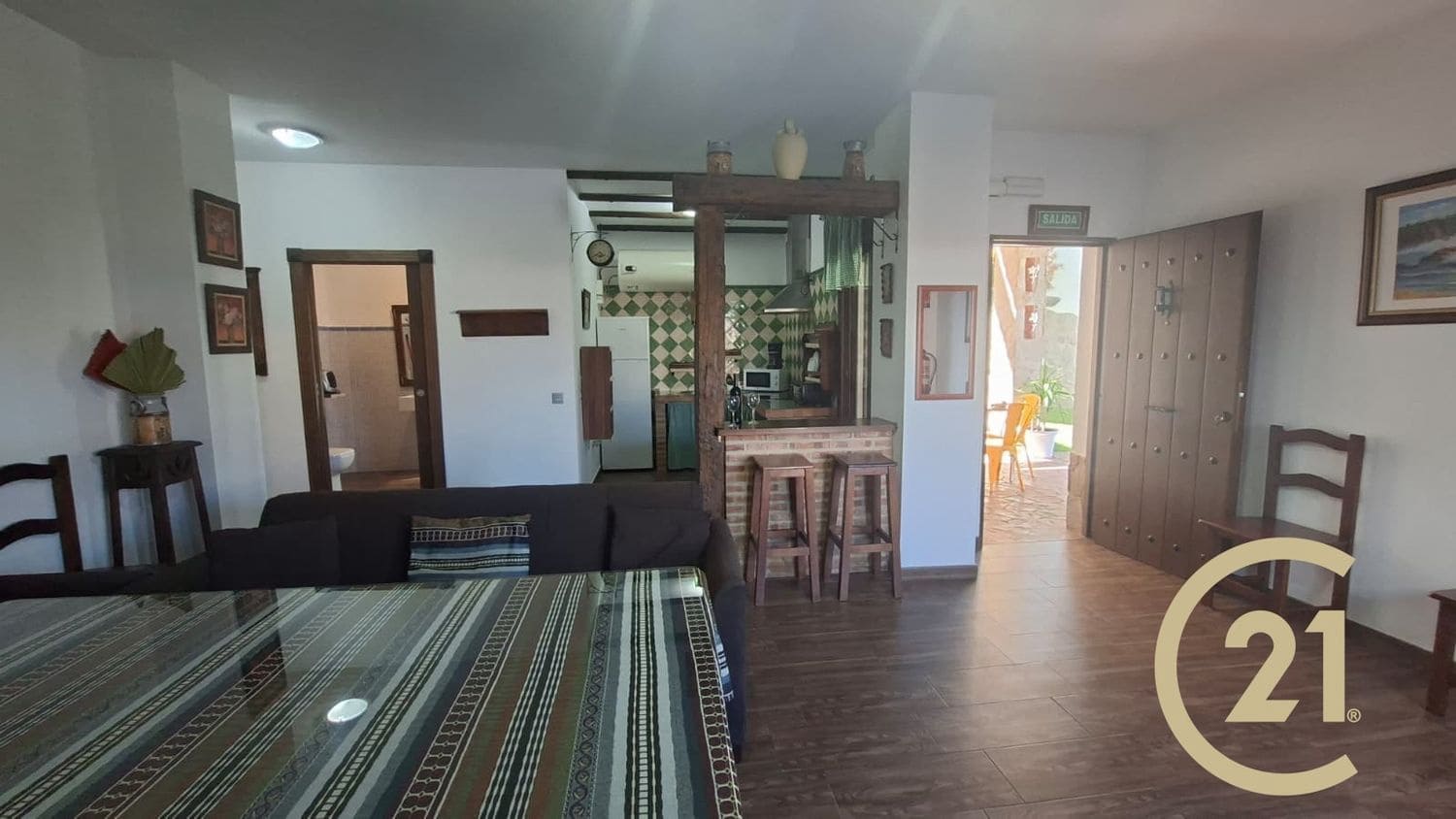 6 soveværelse Finca/Landehus til salg i Arriate med swimmingpool garage - € 380.000 (Ref: 9204143)