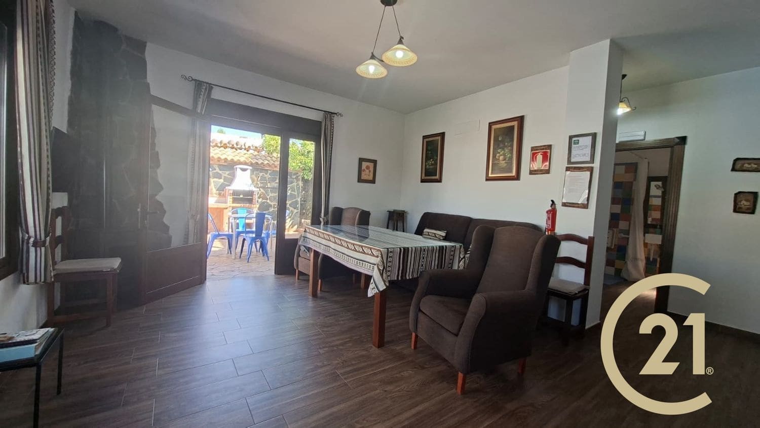 6 soveværelse Finca/Landehus til salg i Arriate med swimmingpool garage - € 380.000 (Ref: 9204143)