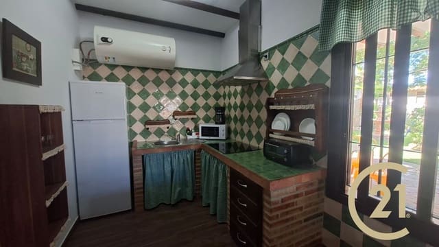 6 soveværelse Finca/Landehus til salg i Arriate med swimmingpool garage - € 380.000 (Ref: 9204143)