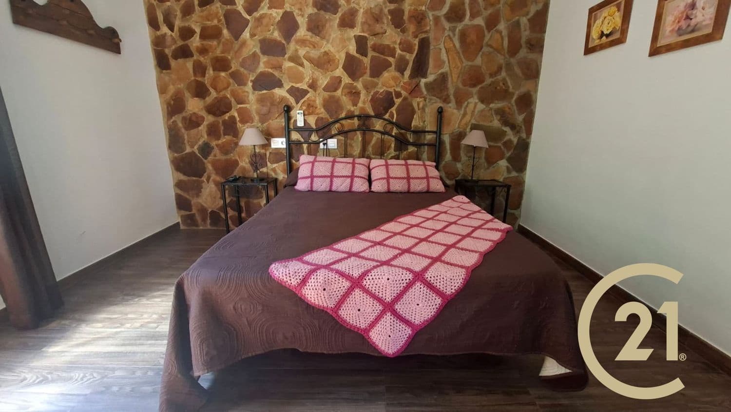 6 soveværelse Finca/Landehus til salg i Arriate med swimmingpool garage - € 380.000 (Ref: 9204143)