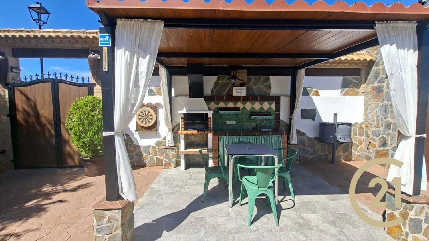 6 soveværelse Finca/Landehus til salg i Arriate med swimmingpool garage - € 380.000 (Ref: 9204143)