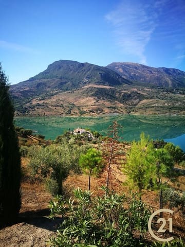 3 soveværelse Finca/Landehus til salg i El Gastor med swimmingpool garage - € 495.000 (Ref: 9204144)