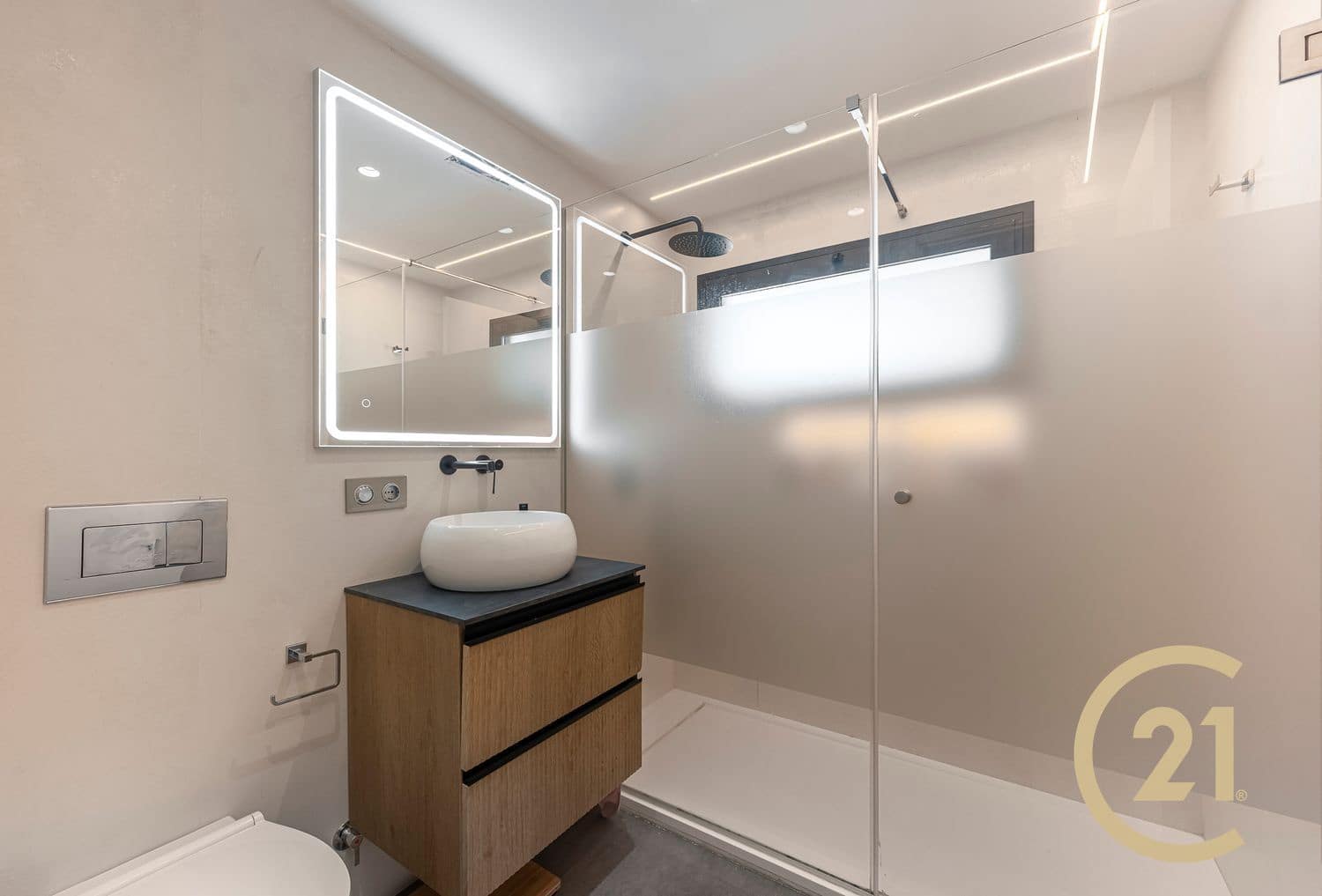 Chalet de 3 habitaciones en New Golden Mile en venta con piscina garaje - 1.800.000 € (Ref: 9217224)