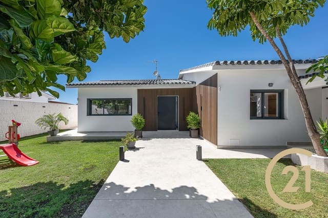 3 soveværelse Villa til salg i Atalaya-Isdabe, Estepona med swimmingpool garage - € 1.800.000 (Ref: 9217224)