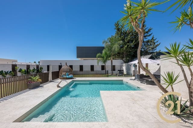 3 soveværelse Villa til salg i Atalaya-Isdabe, Estepona med swimmingpool garage - € 1.800.000 (Ref: 9217224)