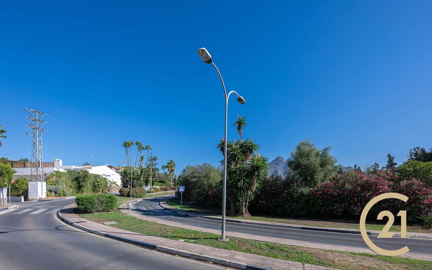 4 camera da letto Casa in vendita in Nueva Andalucia con piscina garage - 645.000 € (Rif: 9232092)