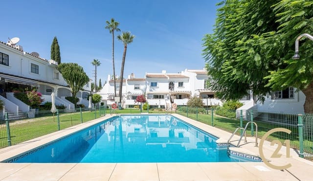 4 camera da letto Casa in vendita in La Dama de Noche - La Alzambra, Marbella con piscina garage - 645.000 € (Rif: 9232092)