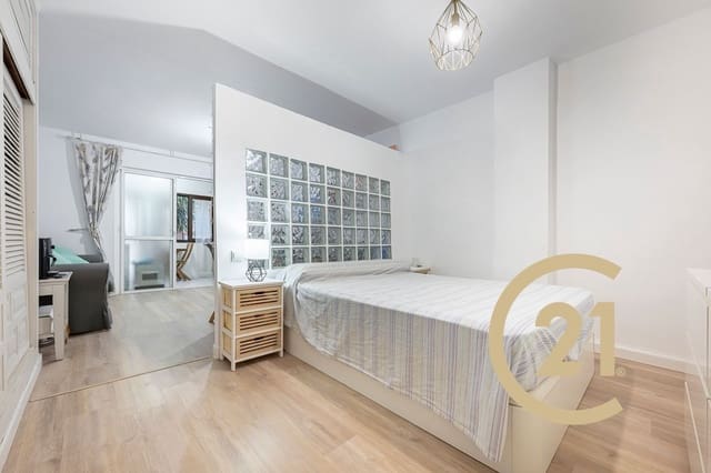 Leilighet til salgs i El Velerín, Estepona med garasje - € 210 000 (Ref: 9275712)