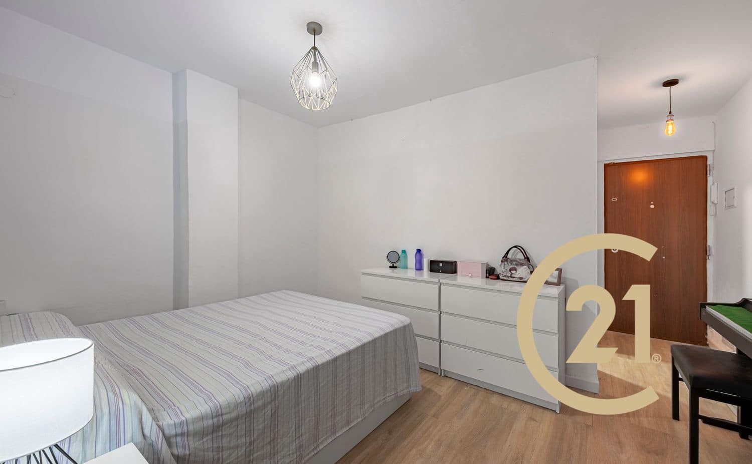 Leilighet til salgs i New Golden Mile med garasje - € 210 000 (Ref: 9275712)