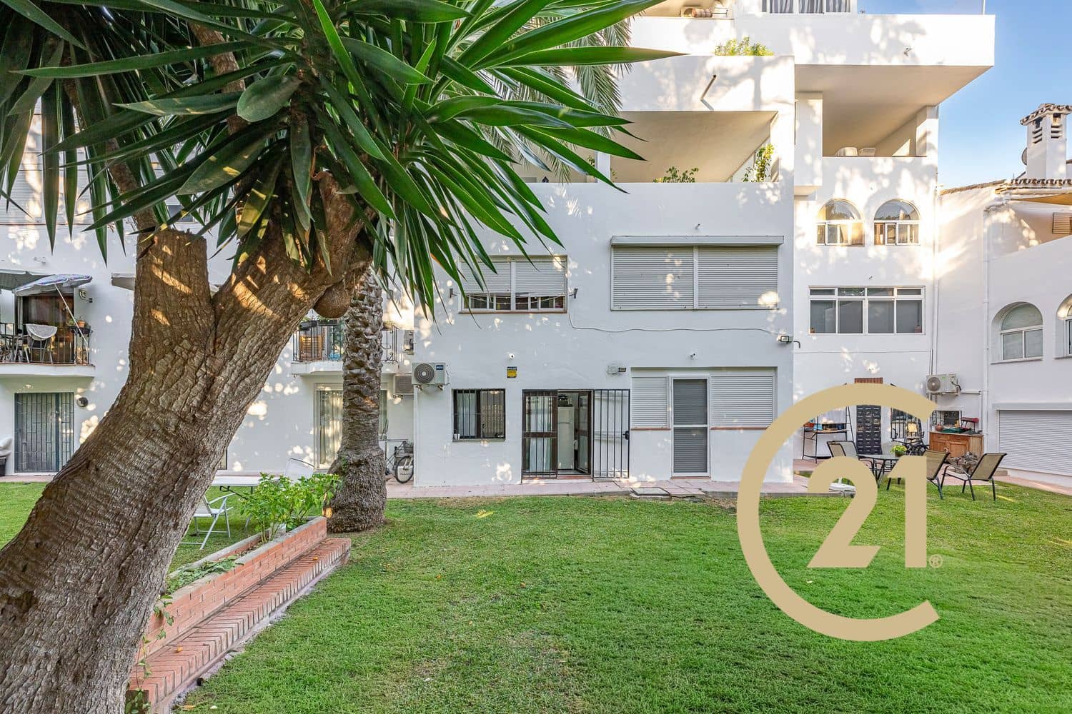 Leilighet til salgs i New Golden Mile med garasje - € 210 000 (Ref: 9275712)