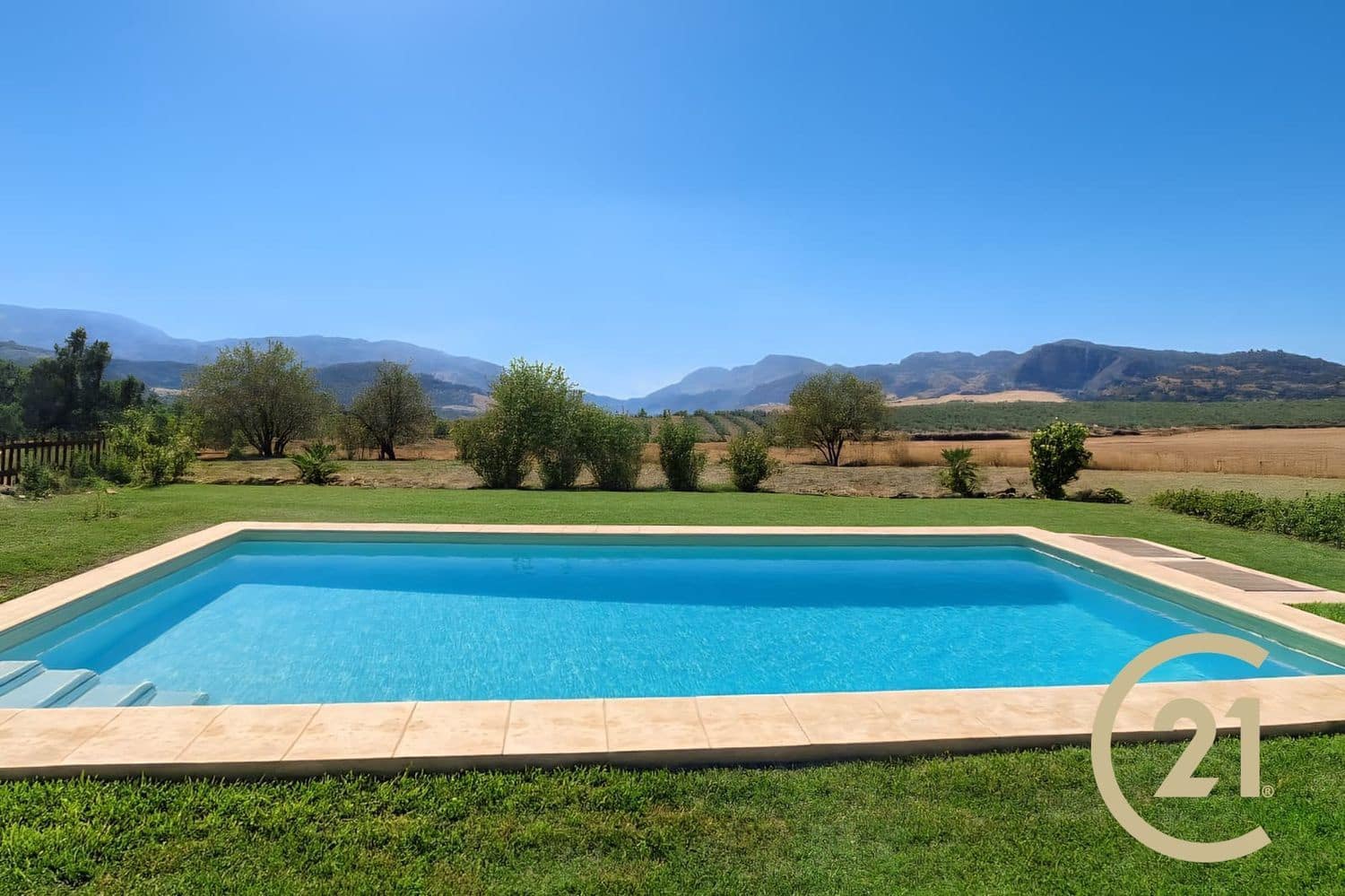 5 soverom Finca/Herregård til salgs i Ronda med svømmebasseng garasje - € 695 000 (Ref: 9321580)