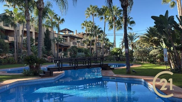 3 bedroom Apartment for sale in El Paraiso, Estepona with pool garage - € 515,000 (Ref: 9336900)