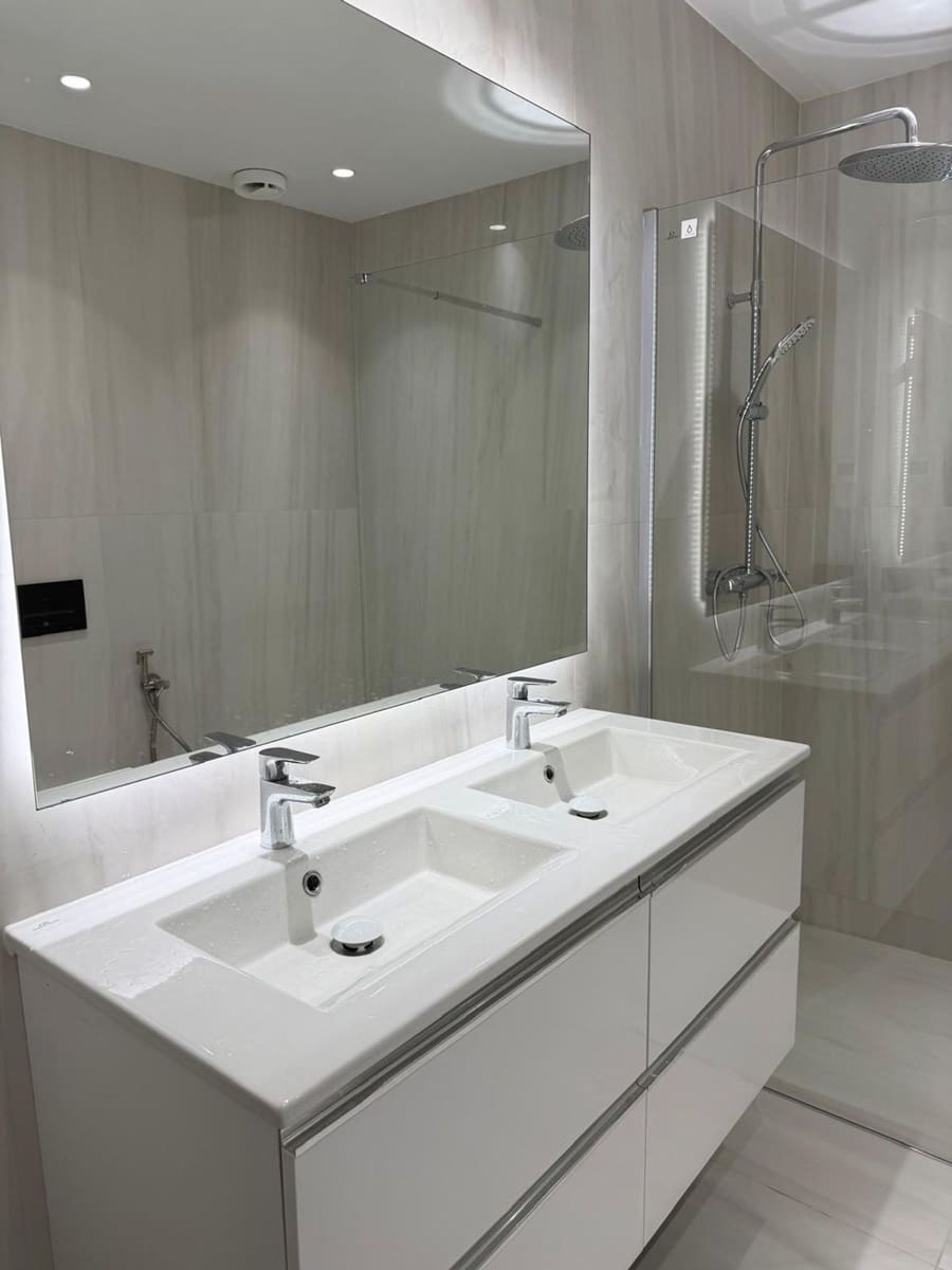 3 bedroom Apartment for sale in New Golden Mile with pool garage - € 530,000 (Ref: 9336900)