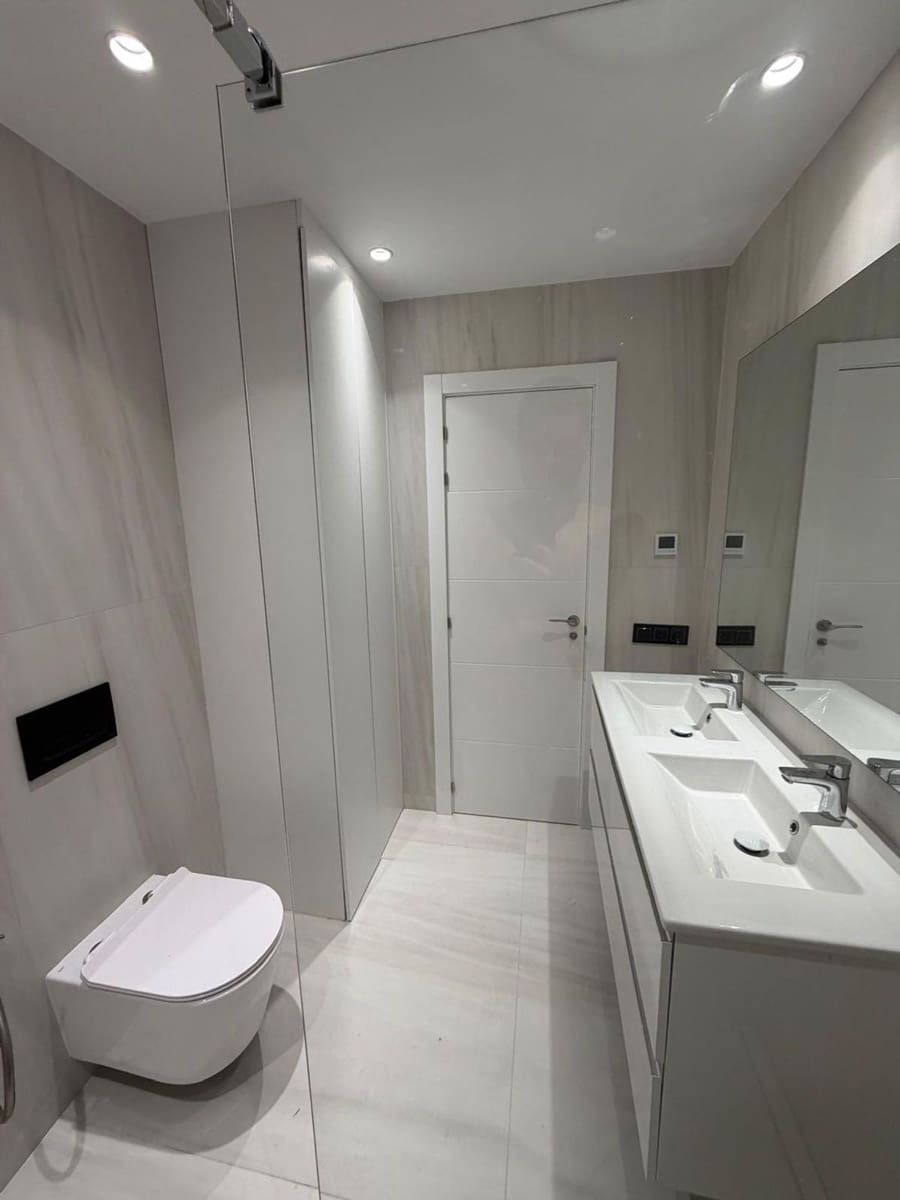 3 bedroom Apartment for sale in New Golden Mile with pool garage - € 530,000 (Ref: 9336900)