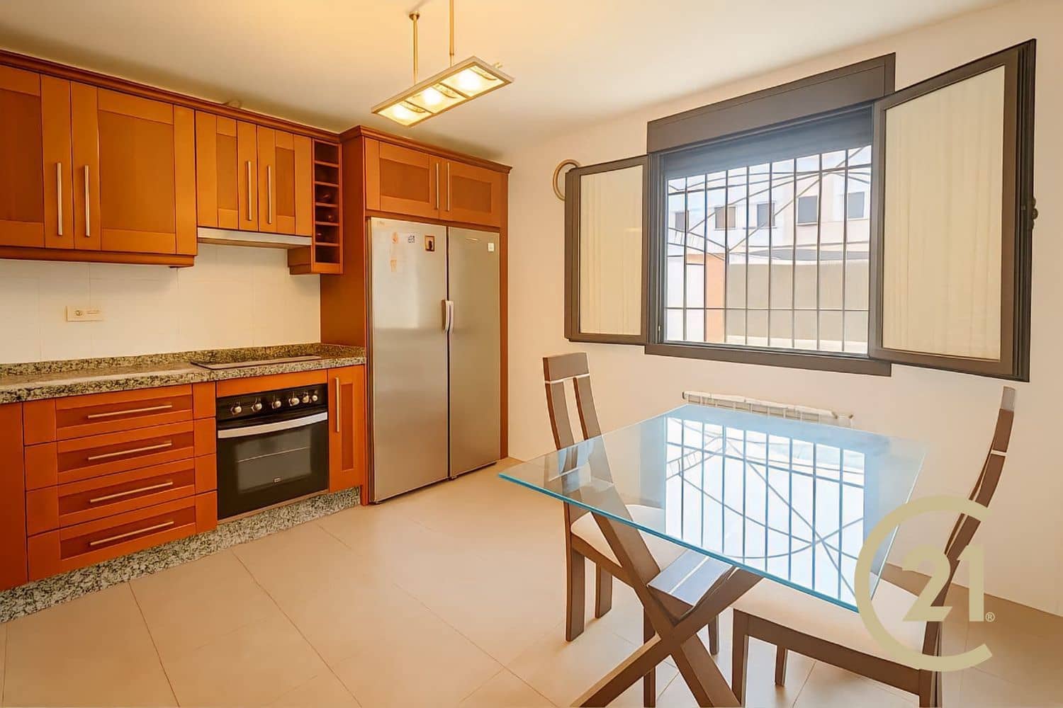 4 bedroom Townhouse for sale in Ronda with garage - € 440,000 (Ref: 9390059)