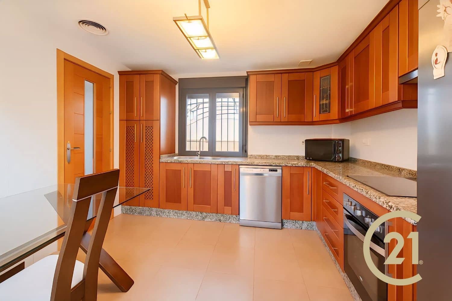 4 bedroom Townhouse for sale in Ronda with garage - € 440,000 (Ref: 9390059)