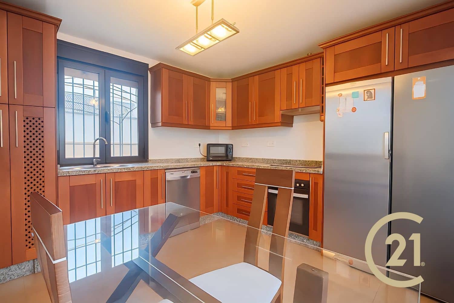 4 bedroom Townhouse for sale in Ronda with garage - € 440,000 (Ref: 9390059)