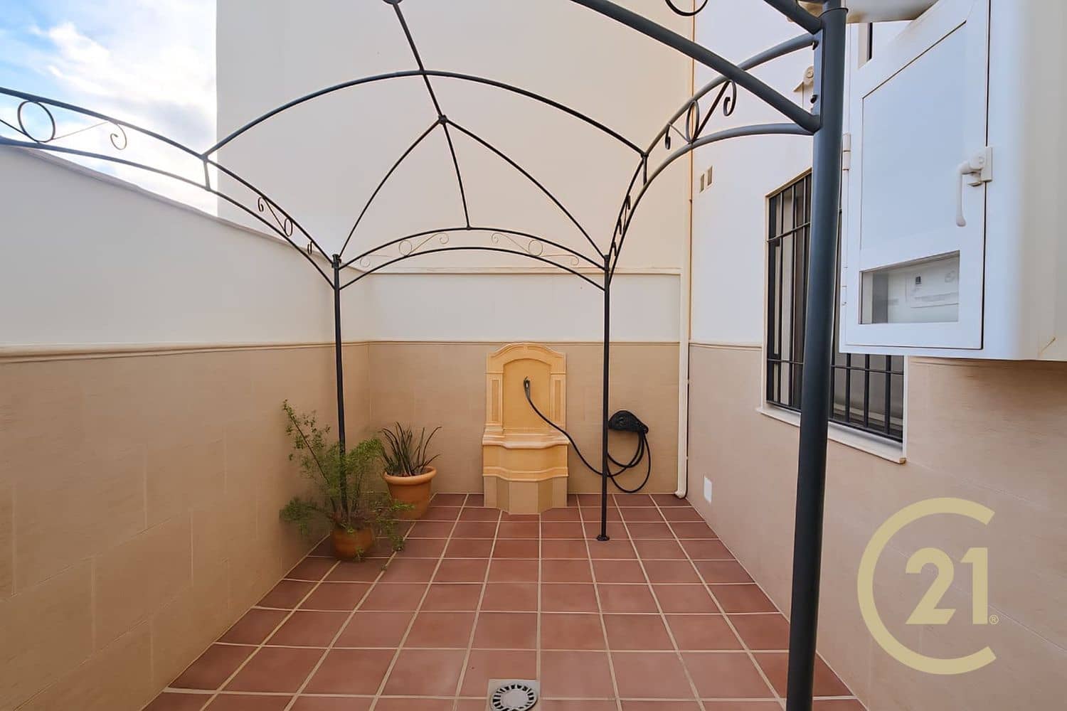 4 bedroom Townhouse for sale in Ronda with garage - € 440,000 (Ref: 9390059)