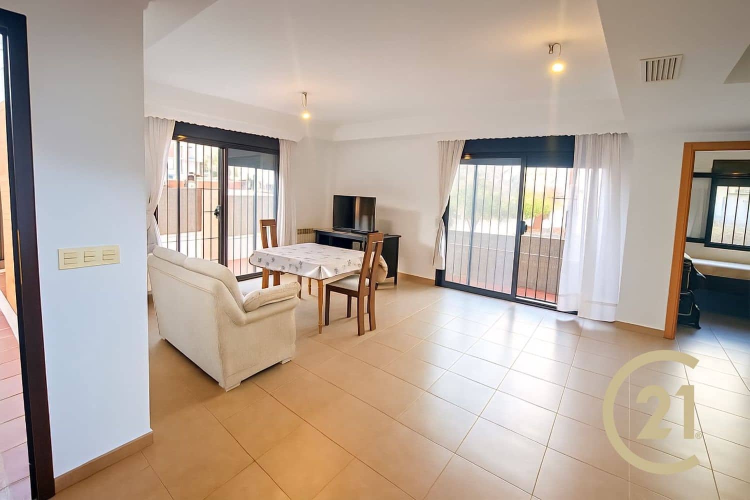 4 bedroom Townhouse for sale in Ronda with garage - € 440,000 (Ref: 9390059)