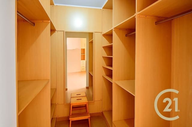 4 soveværelse Byhus til salg i Ronda med garage - € 440.000 (Ref: 9390059)