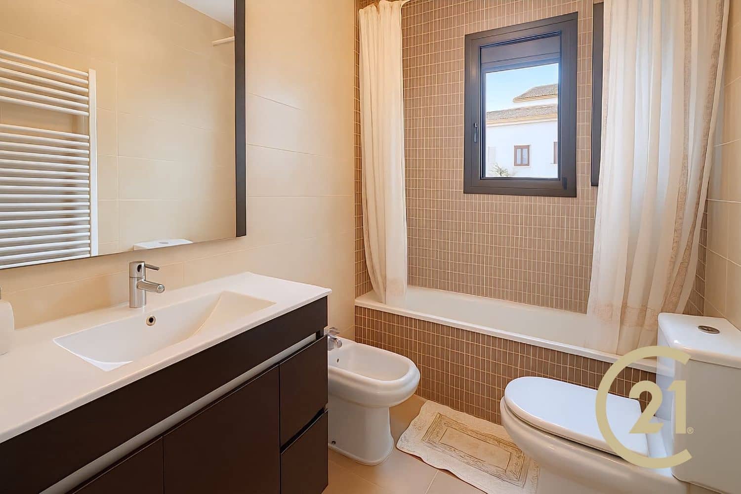 4 bedroom Townhouse for sale in Ronda with garage - € 440,000 (Ref: 9390059)