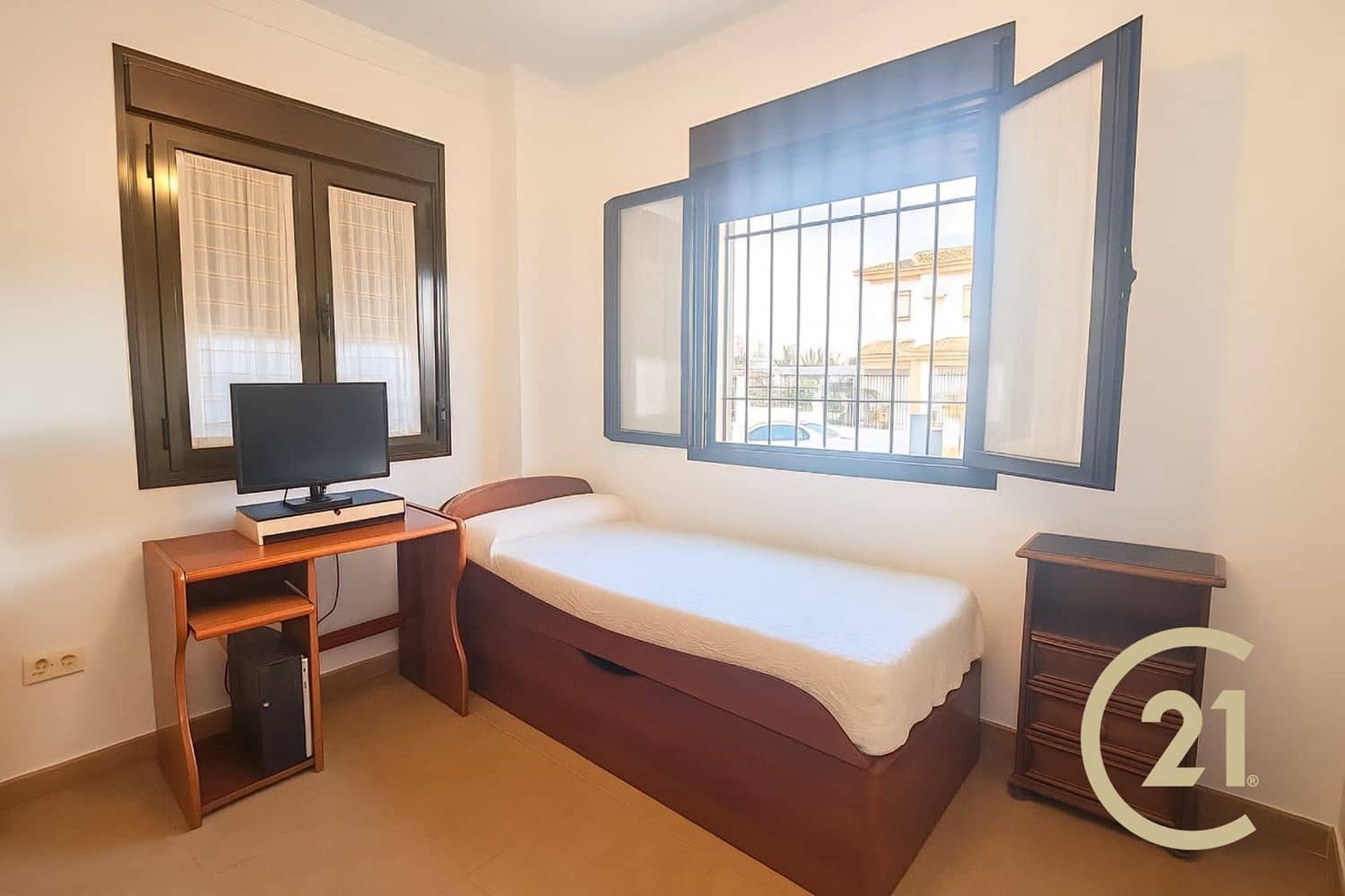 4 bedroom Townhouse for sale in Ronda with garage - € 440,000 (Ref: 9390059)