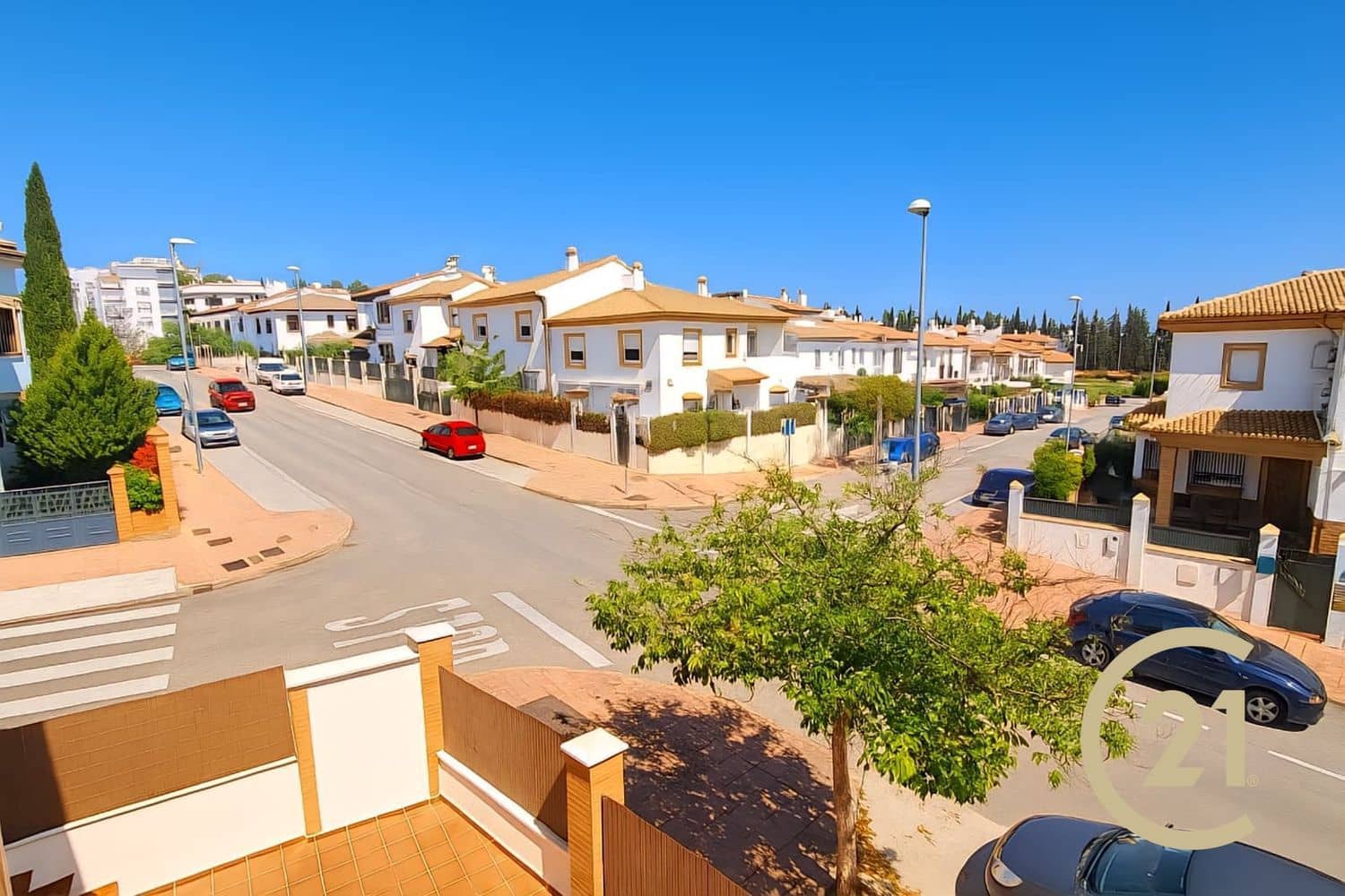 4 bedroom Townhouse for sale in Ronda with garage - € 440,000 (Ref: 9390059)