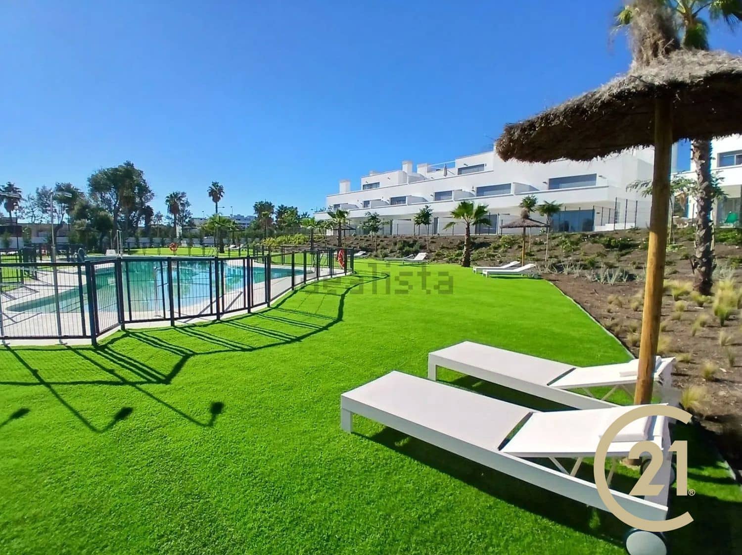 2 bedroom Apartment for rent in New Golden Mile with pool garage - € 2,500 (Ref: 9449002)