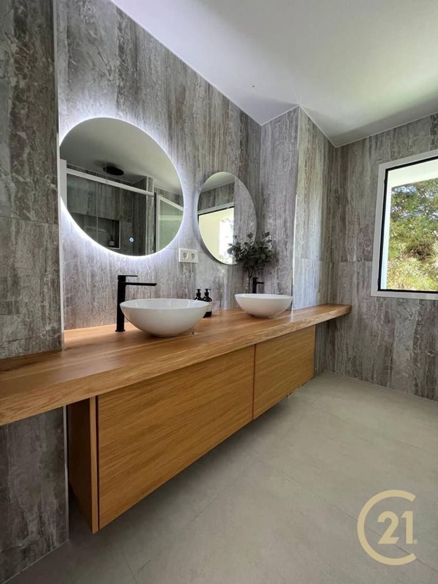 4 sypialnia Apartament do wynajęcia w La Quinta z basenem garażem - 3 700 € (Ref: 9451984)