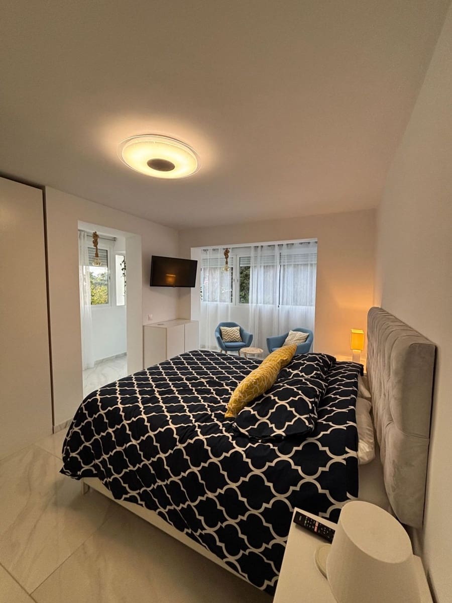 Apartamento de 3 habitaciones en New Golden Mile en alquiler con piscina garaje - 1.390 € (Ref: 9470356)