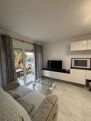 Apartamento de 3 habitaciones en Sotoserena, Estepona en alquiler con piscina garaje - 1.390 € (Ref: 9470356)