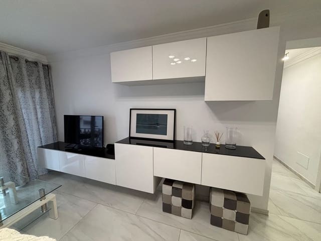 Apartamento de 3 habitaciones en Sotoserena, Estepona en alquiler con piscina garaje - 1.390 € (Ref: 9470356)