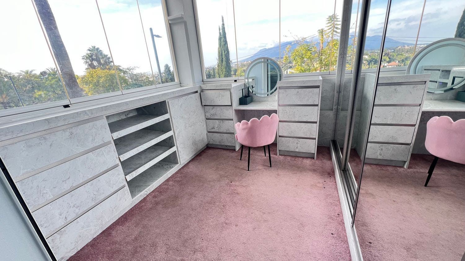 Apartamento de 2 habitaciones en Bel-Air en alquiler con piscina garaje - 2.000 € (Ref: 9470357)