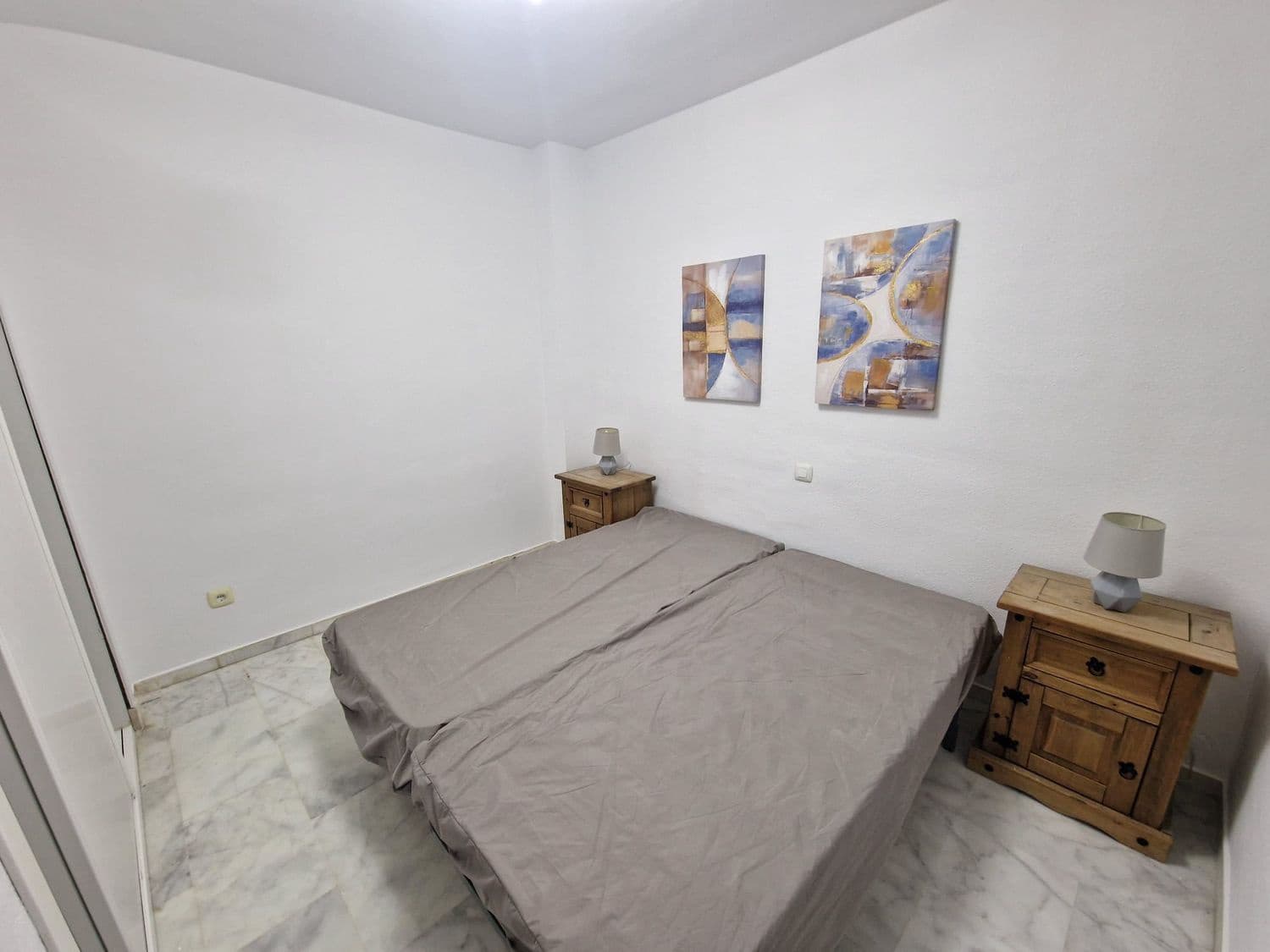 2 bedroom Apartment for rent in La Reserva with pool garage - € 1,450 (Ref: 9481682)