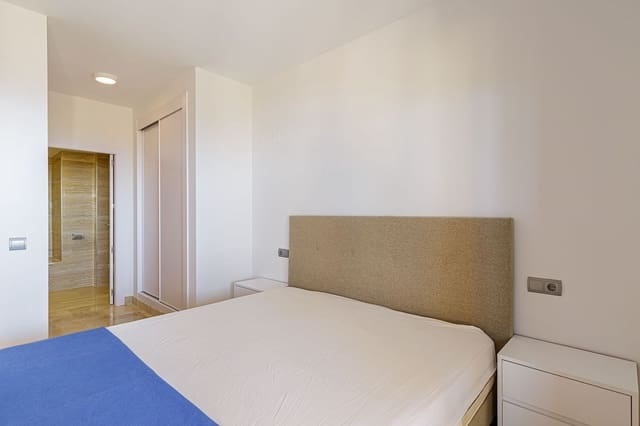 Apartamento de 3 habitaciones en El Paraíso, Benahavís en alquiler con piscina garaje - 2.800 € (Ref: 9496683)