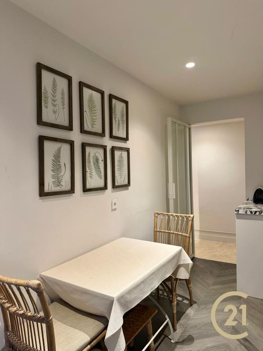 3 bedroom Apartment for rent in Marbella with garage - € 2,500 (Ref: 9503787)