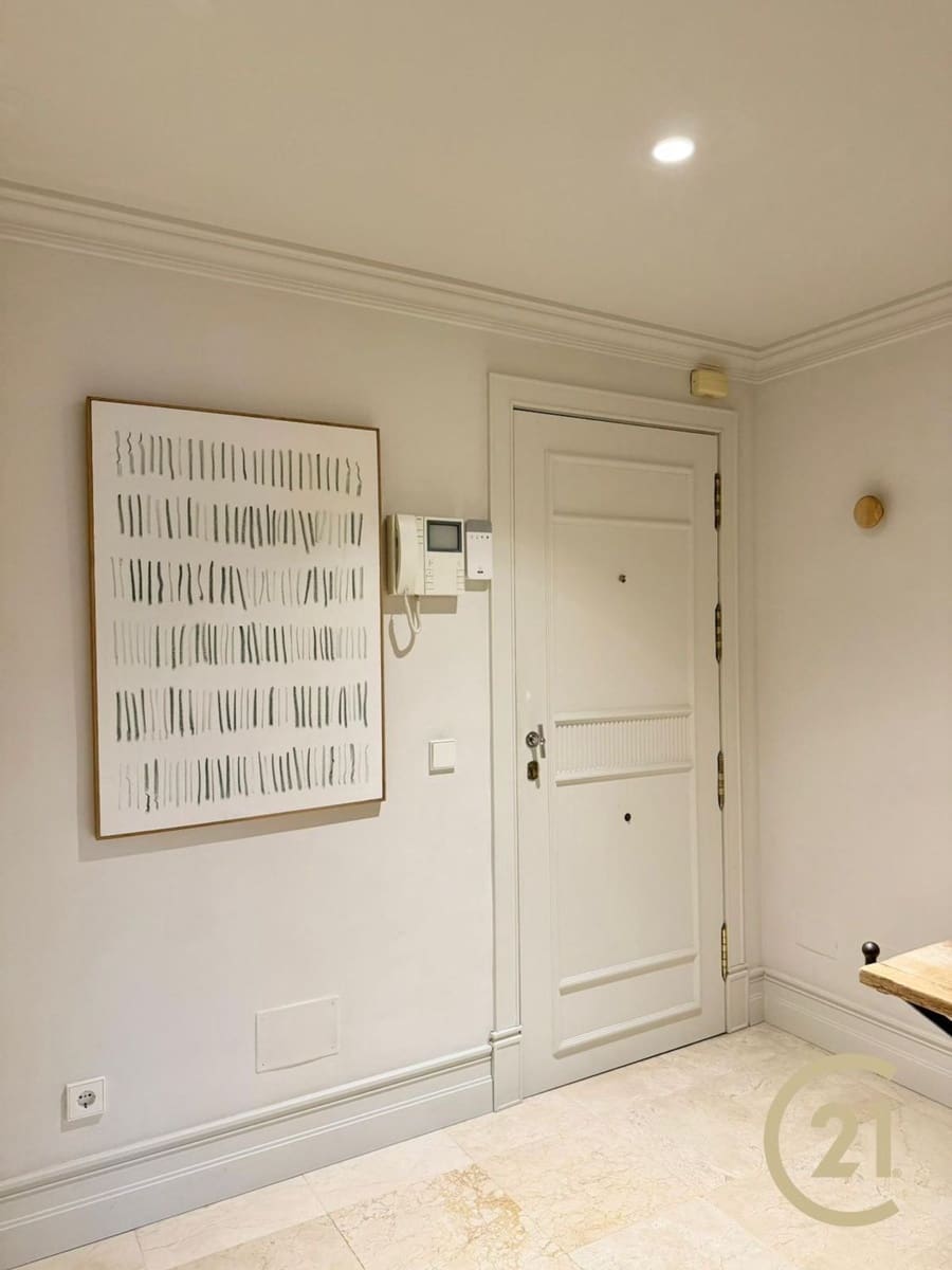 3 bedroom Apartment for rent in Marbella with garage - € 2,500 (Ref: 9503787)