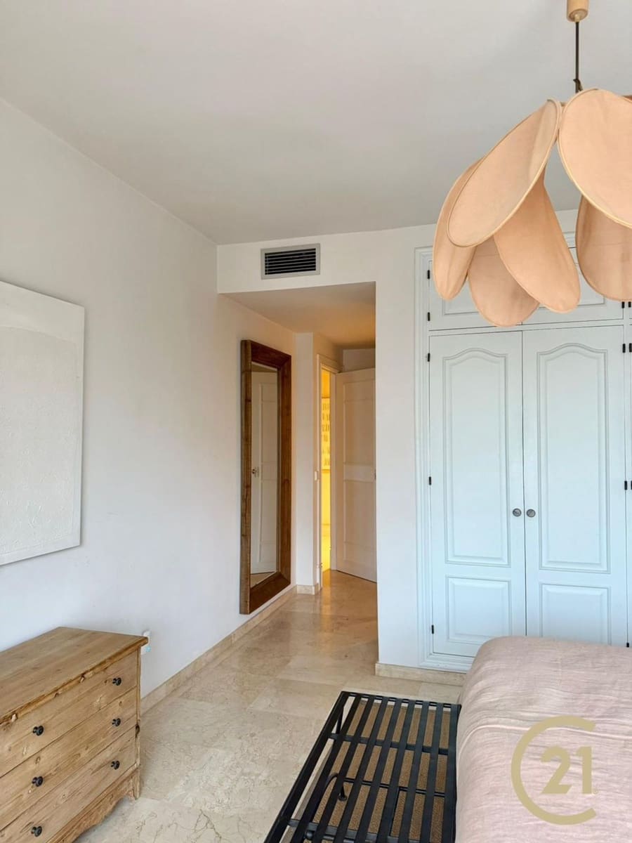 3 bedroom Apartment for rent in Marbella with garage - € 2,500 (Ref: 9503787)