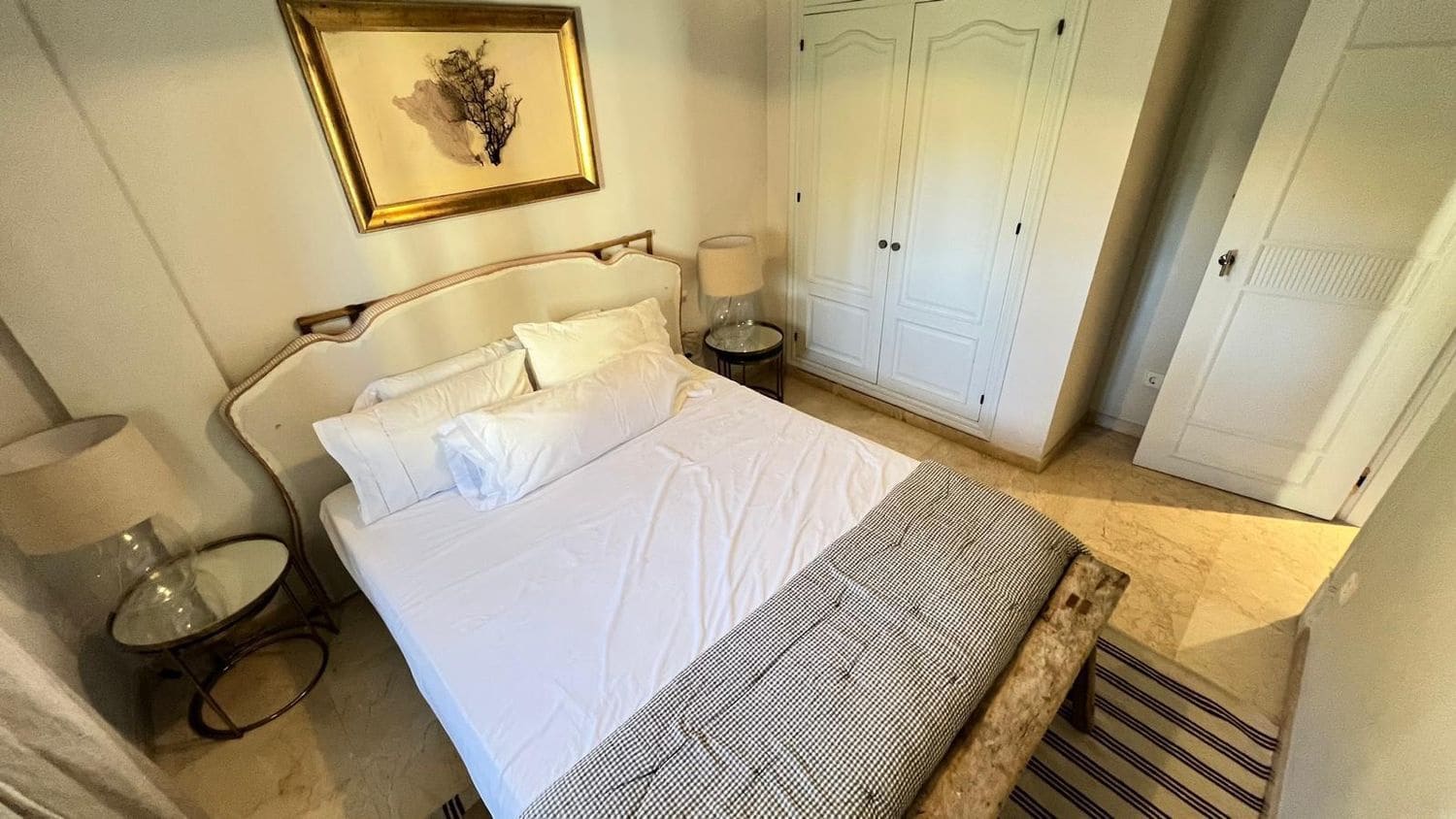 3 sypialnia Apartament do wynajęcia w Marbella z garażem - 2 600 € (Ref: 9503787)