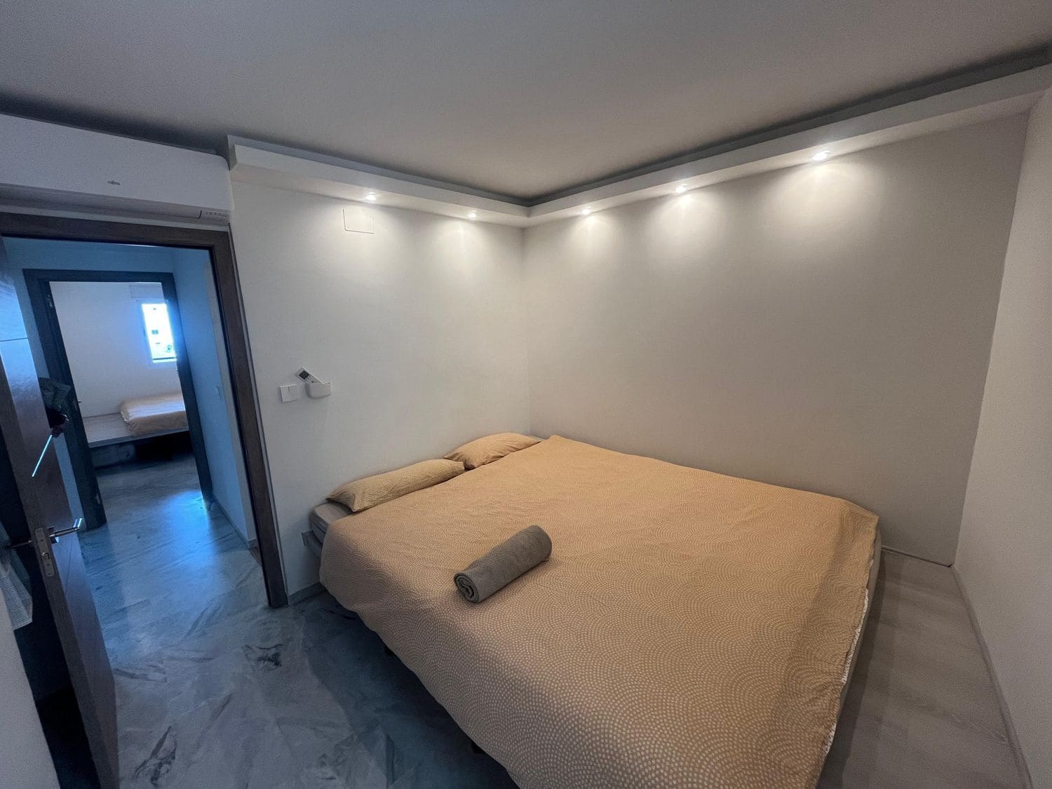 2 quarto Apartamento para arrendar em Marbella com piscina garagem - 1 600 € (Ref: 9598598)