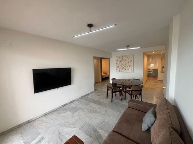 2 quarto Apartamento para arrendar em Los Jardines de Marbella - La Ermita, Marbella com piscina garagem - 1 600 € (Ref: 9598598)