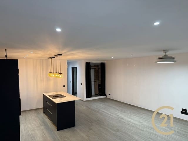 2 sypialnia Apartament na sprzedaż w Nueva Atalaya, Estepona z basenem garażem - 259 000 € (Ref: 9598599)