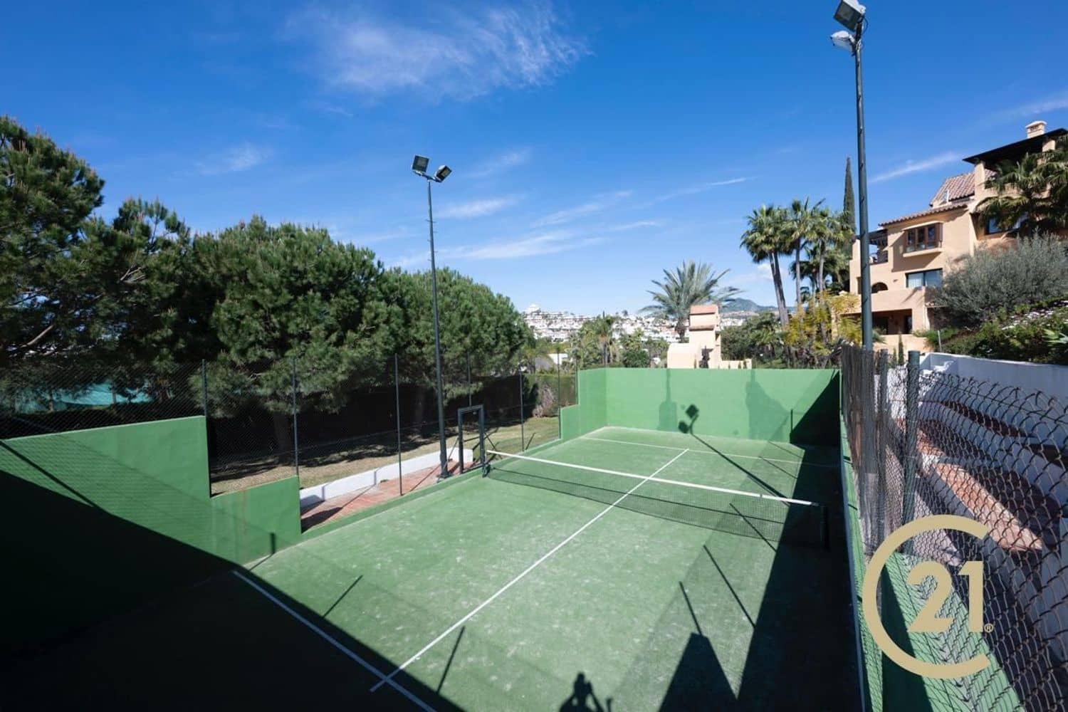 2 sypialnia Apartament na sprzedaż w New Golden Mile z basenem garażem - 259 000 € (Ref: 9598599)