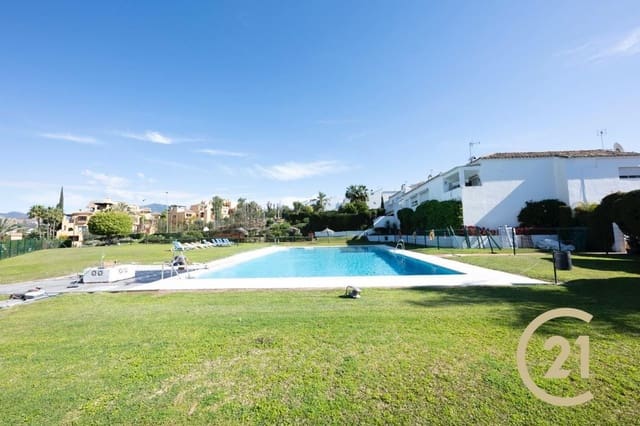 2 sypialnia Apartament na sprzedaż w Nueva Atalaya, Estepona z basenem garażem - 259 000 € (Ref: 9598599)