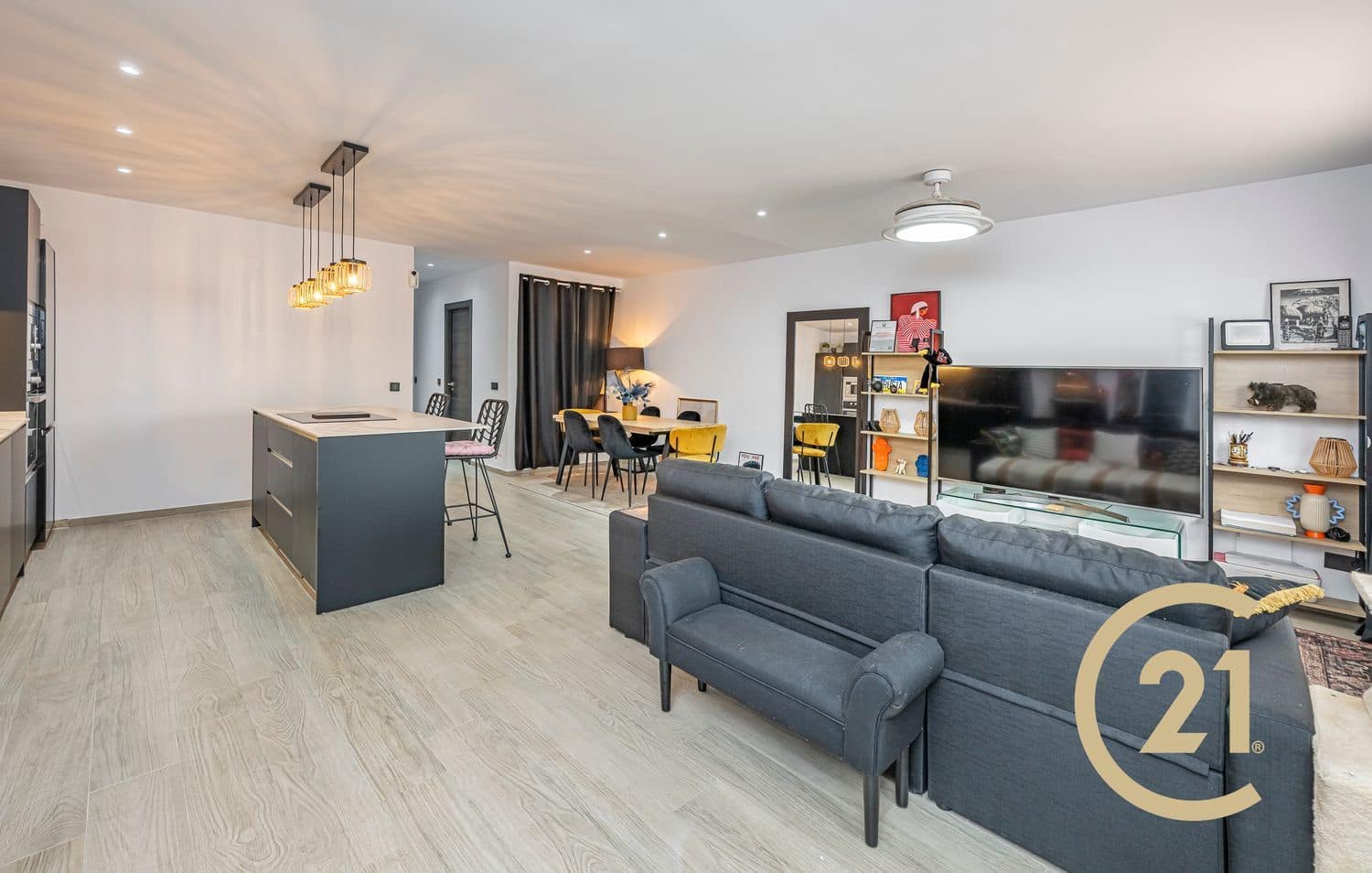 2 sovrum Lägenhet till salu i New Golden Mile med pool garage - 259 000 € (Ref: 9598599)