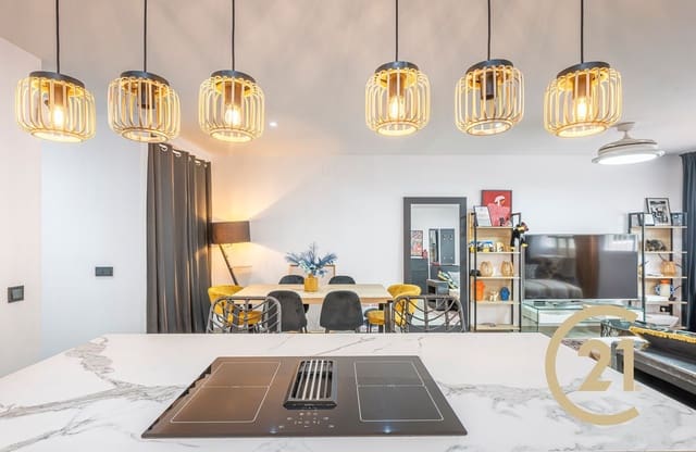 2 makuuhuone Huoneisto myytävänä paikassa Nueva Atalaya, Estepona mukana uima-altaan 
autotalli - 259 000 € (Ref: 9598599)