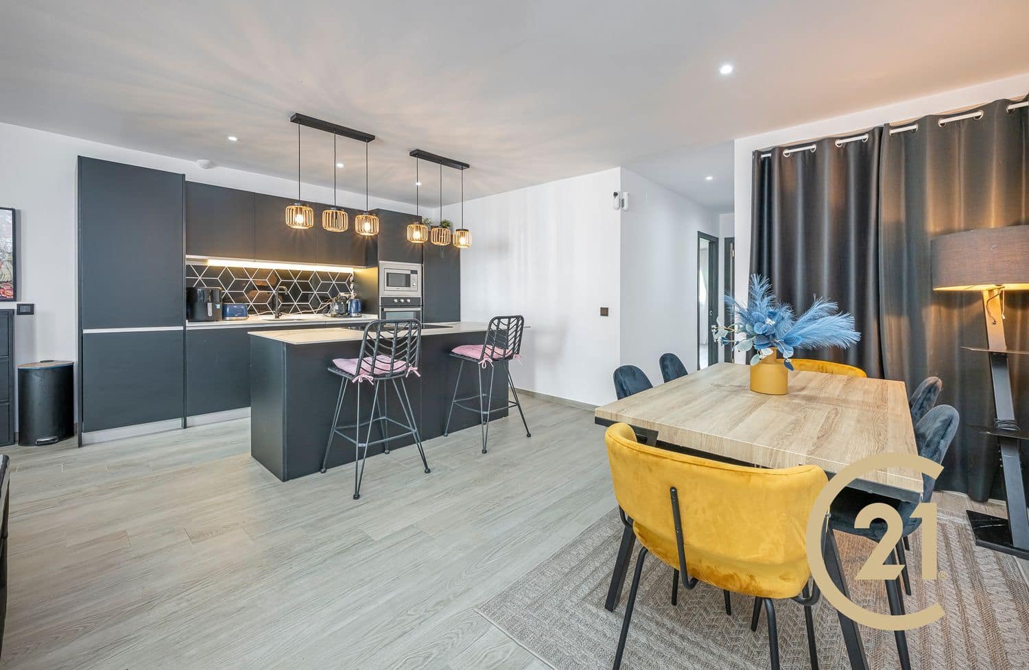 2 sovrum Lägenhet till salu i New Golden Mile med pool garage - 259 000 € (Ref: 9598599)